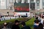 По традиции Венский фестиваль музыкальных фильмов проходит в Екатеринбурге на площади перед УрФУ.